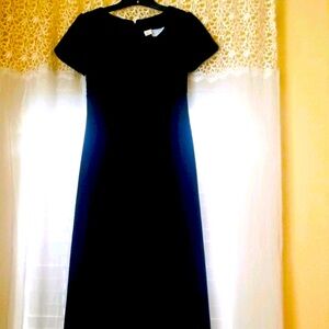 Southeastern  WOMEN'S  dress